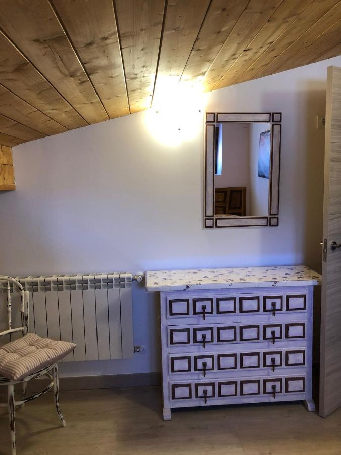 Casa Rural Los 7 Pinos De Gredos Наваредонда де Гредос Екстериор снимка