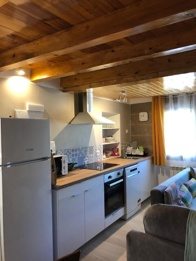 Casa Rural Los 7 Pinos De Gredos Наваредонда де Гредос Екстериор снимка